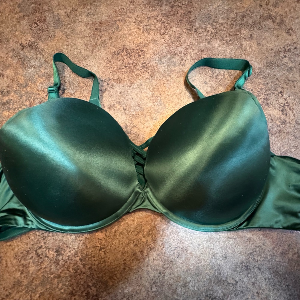 torrid Emerald Satin Strapless Push-Up Bra